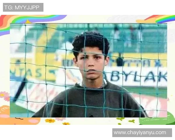 足球明星逆袭成长记：从矮小少年到高大巨星的励志故事